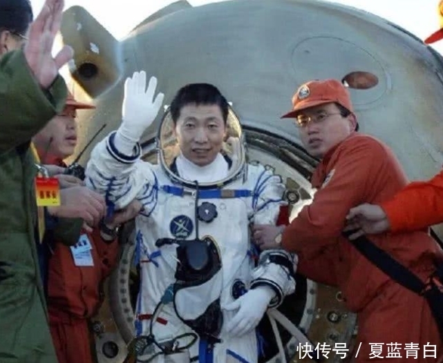 宇航员 杨利伟进入太空后,为何会听到敲门声?现如今谜底被揭晓