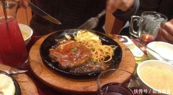 鸡蛋|为何牛排旁有“生鸡蛋”?不懂别瞎吃,免得被服务员“另眼相看”