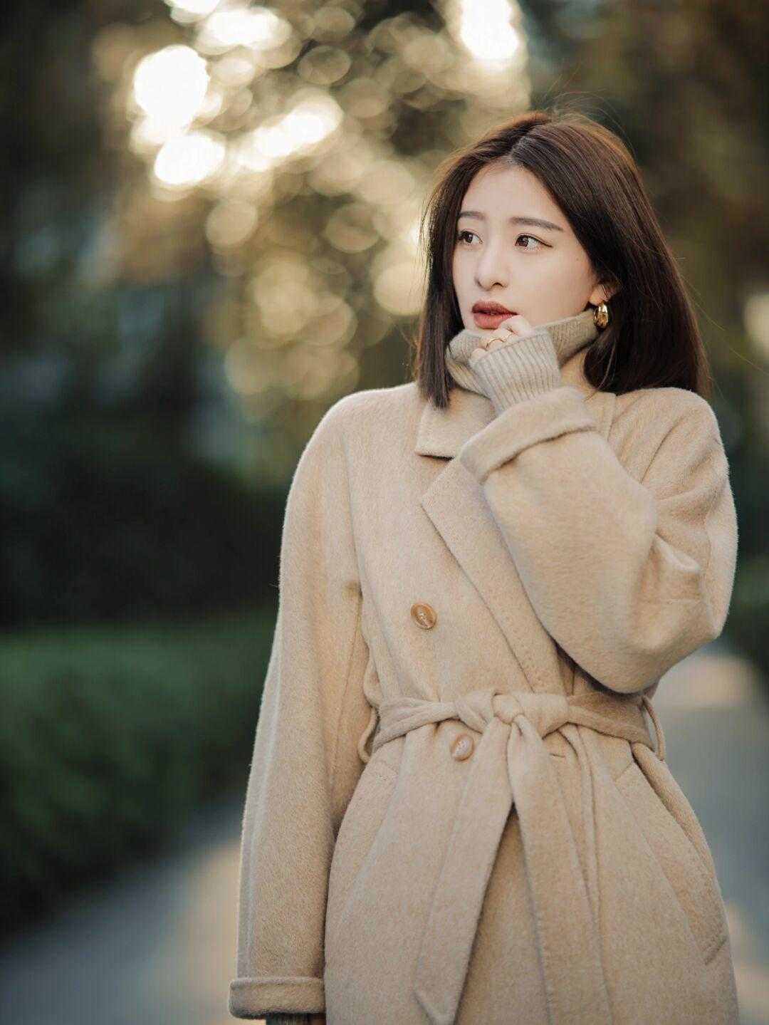 搭配|冬天的微胖女生穿搭模板,简约大方不做作,实用又很保暖