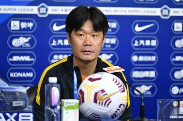 日本|李霄鹏公开采访!找到胜日本最佳方案,从1-0到2-0,争取“三杀”