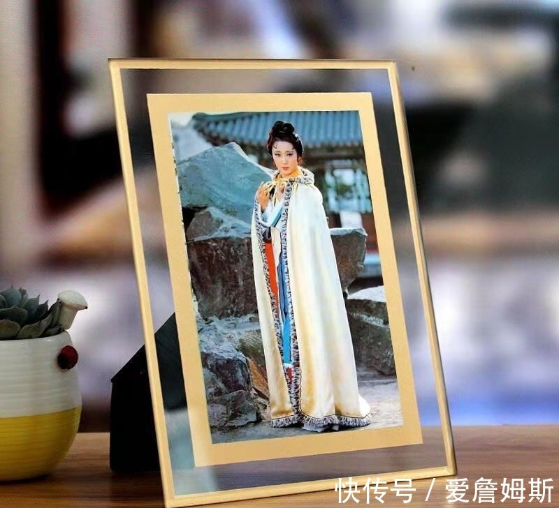 生日&红楼梦中的贾府过年时,林黛玉在干什么?