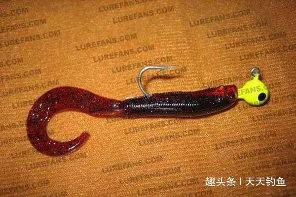 泥鳅钩钓翘嘴方法,民间钓大翘嘴第一杀招,米级翘嘴不难钓