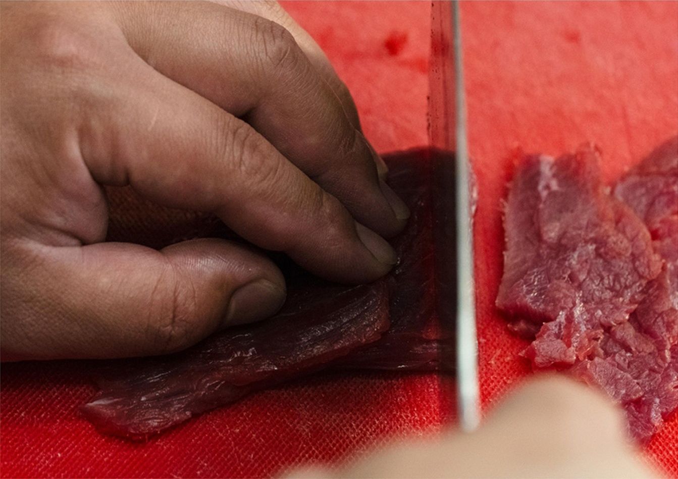 腌牛肉|牛肉又老又硬,因为你只会加生粉,大厨一招就把牛肉变得又嫩又滑