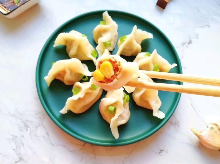 冬天吃饺子别错过此馅，味道鲜香营养多，我家孩子很爱吃