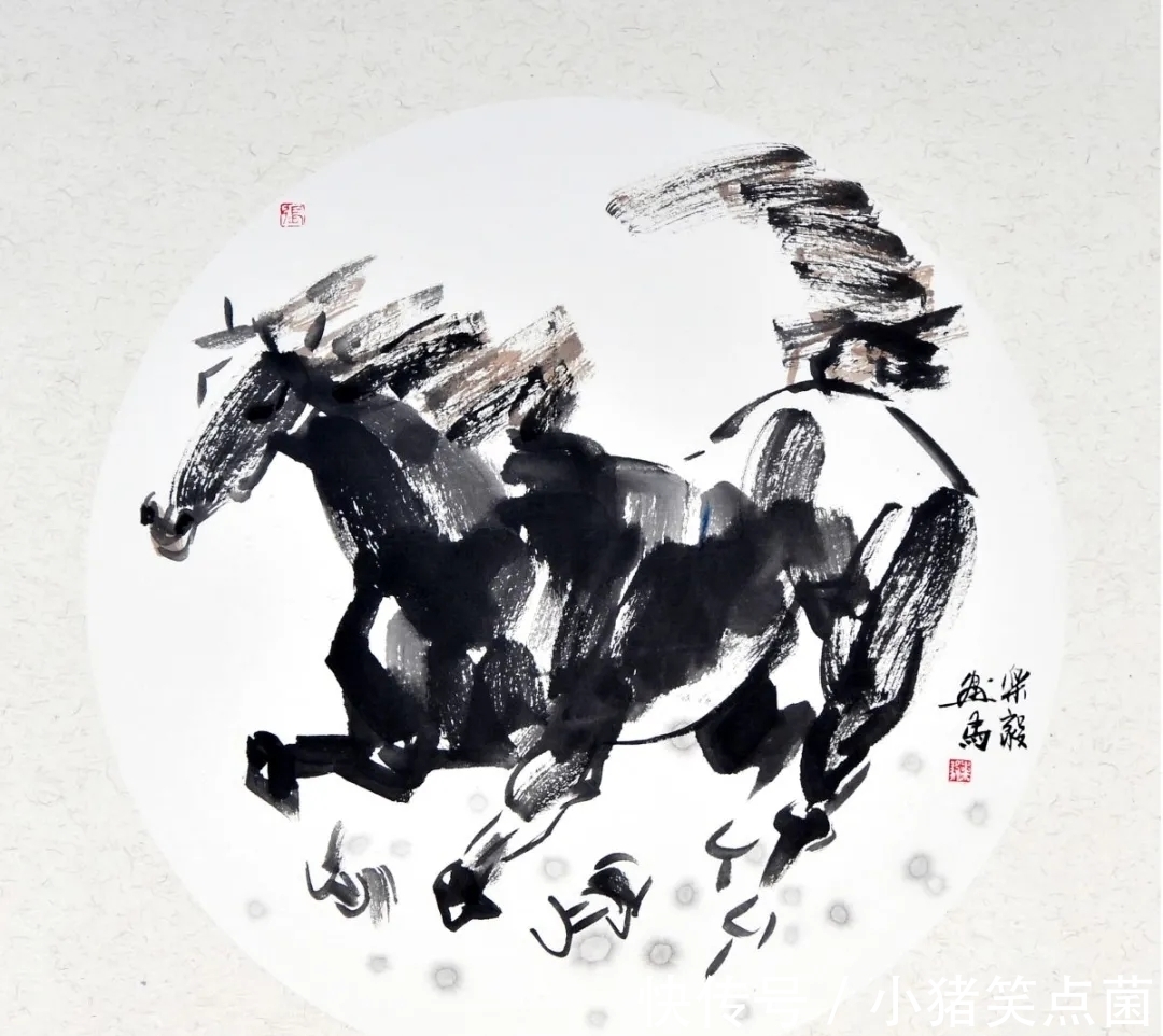 人观|他笔下的骏马,作品不落俗套,让人观之如闻其声