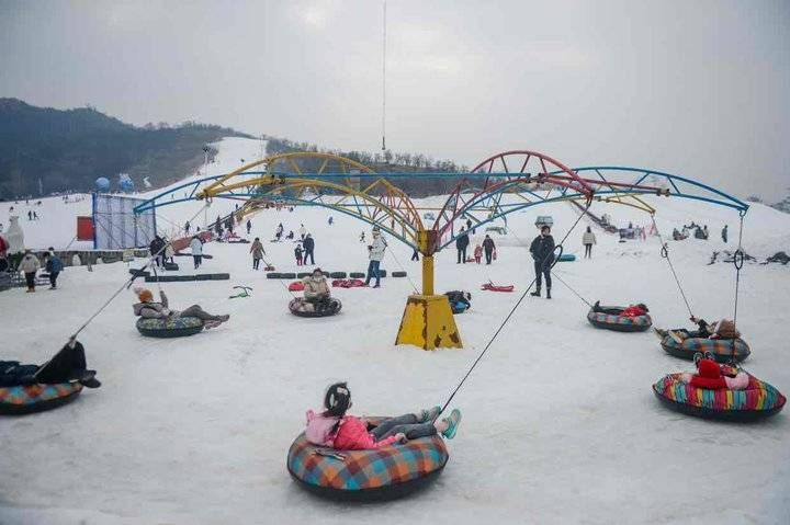 滑雪场|冬奥临近，滑雪场上热起来