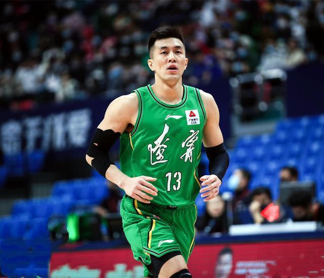 广东宏远|郭艾伦受伤,赵睿出战存疑,CBA第三阶段三后卫PK成孙铭徽独角戏