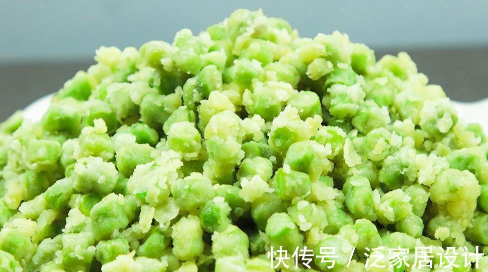 蒸豆角|豆角粒打入一个鸡蛋，厨师长教你蒸豆角技巧，不粘连不坨块又清脆