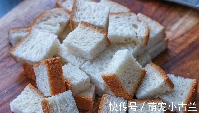 牛奶吐司|我的简单易早餐,外焦里嫩,奶香十足,比蛋糕还好吃