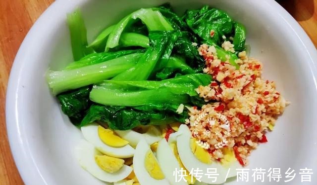 每天不知道吃什么这5道快手菜,开胃营养高,很适合小孩子吃!