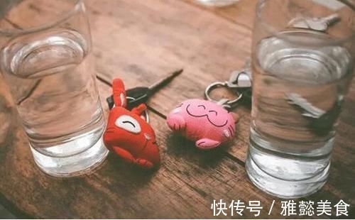 血栓|心血管医生提醒:这4个时间喝水,能够帮助我们冲走血栓,!