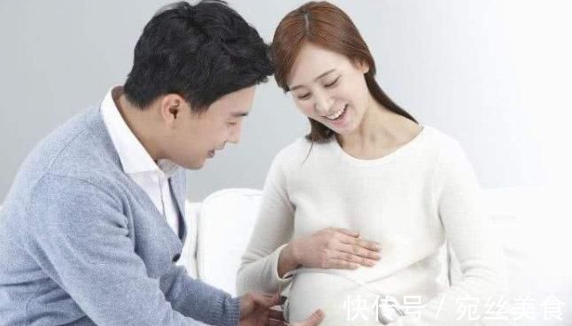 产妇|孕妇买菜路上产子，生产后拎菜抱娃回家，“最强产妇”当之无愧