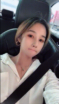 |搞笑GIF段子:你们还破费给我买礼物,来而无往非礼也