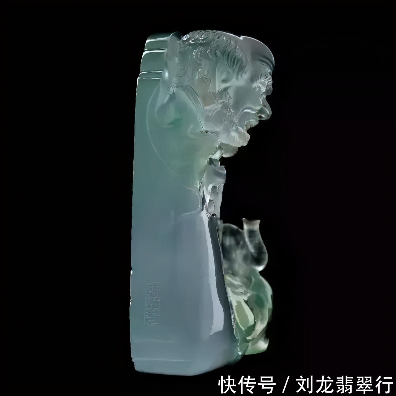 玉雕师的灵感,一块有裂的翡翠,竟然神奇地刻出骑象罗汉尊神!