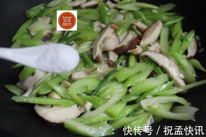 三分钟的素味小炒，无肉也欢，简单又快手，营养均衡，实惠！