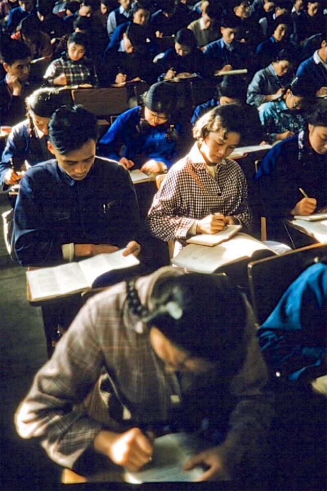 50年代北京老照片，海军战士，北大学生，大爷大妈！