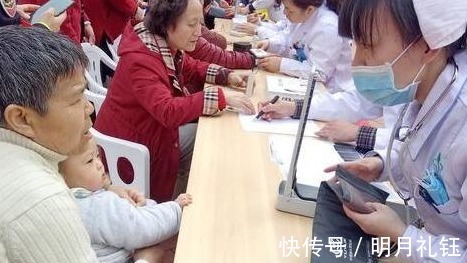 脑出血|53岁男子突发脑溢血,抢救后仍偏瘫,妻子3件小事酿成大祸