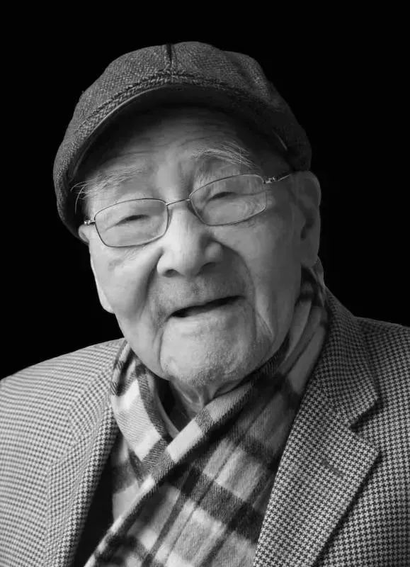 老先生|中国翻译界泰斗许渊冲去世，享年100岁：不输半分心气，百岁仍是少年