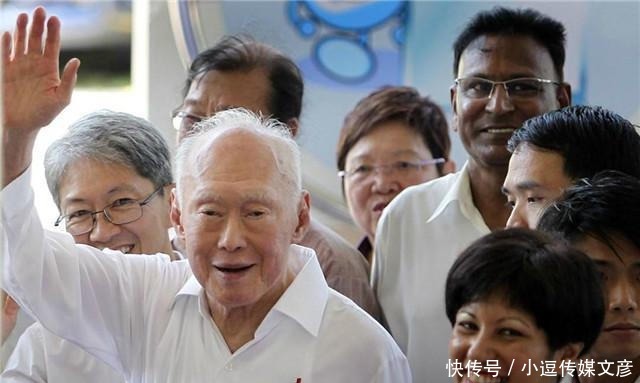 我国|我国推广简体字后,新加坡为何迅速推广,李光耀到底在下什么大棋