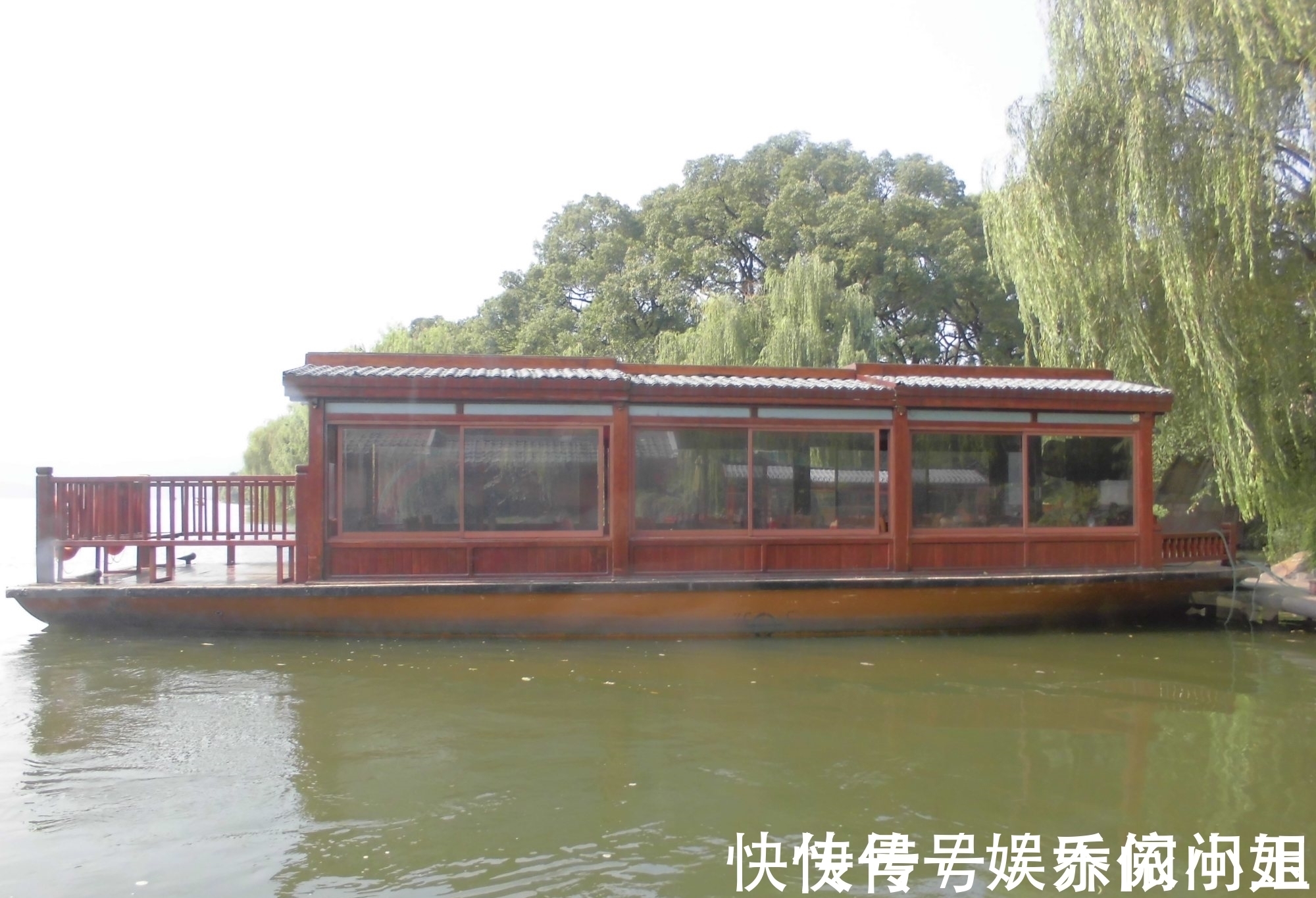 知府&4首妙趣横生的古诗词,展现古代的百态人生,仿佛梦回千年