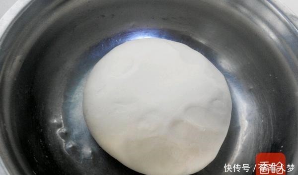 奶奶拿手的“香酥牛肉饼”,吃了10年没吃腻,香到没朋友