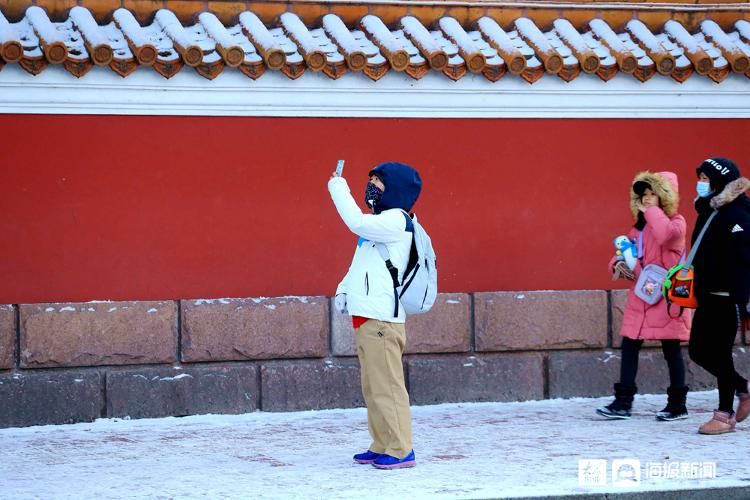 当青岛“网红墙”披上雪衣，有那味儿了！|组图| 网红墙