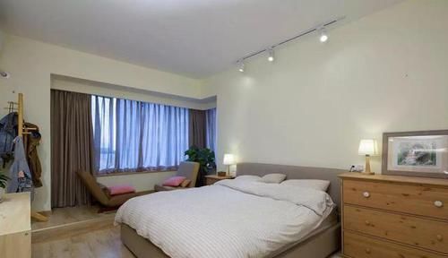 原木风|120㎡简约原木风,青梅竹马小夫妻温馨的家