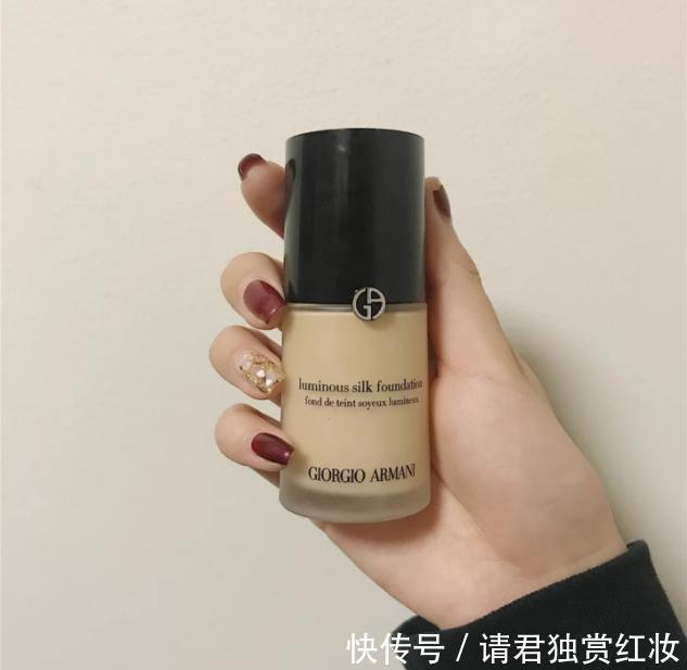 阿玛尼|粉底液的C位兰蔻持久,阿玛尼自然,你和氧气女神只差在了底妆