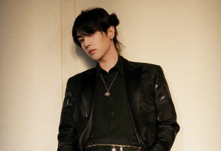 继世界级音乐被嘲后,华晨宇终证明自己,不仅仅是专辑销量冠军