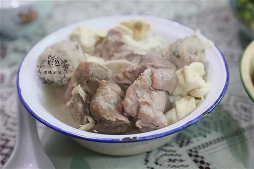 羊肉|小长假最后一天，去婆婆家吃饭，满满一桌菜瞬间有过年的感觉