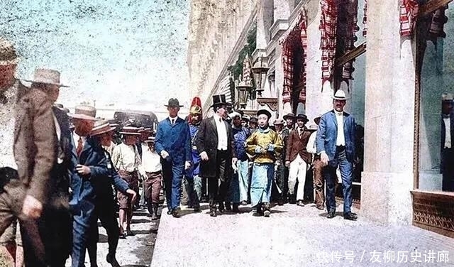 老照片|清末老照片：图1实在太吓人了，图7穷得连裹脚布都买不起