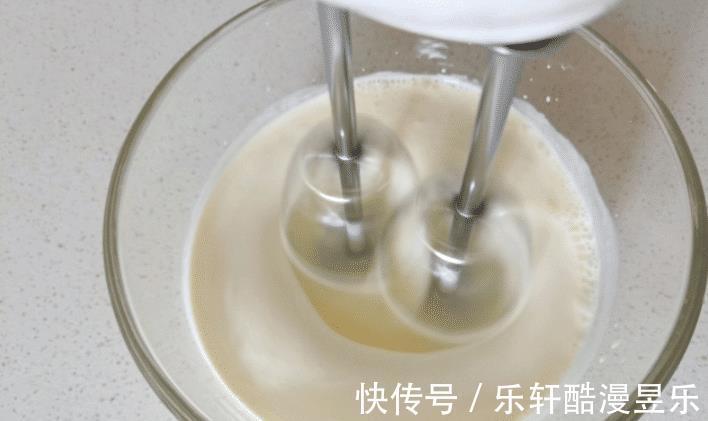 夏日|不用烤箱,不用面粉,5分钟就能搞定的夏日小甜品