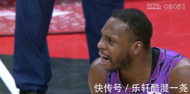 山东高速男篮|媒体人怒了!山东男篮惨遭浙江逆转,他连发4微博,矛头直指裁判