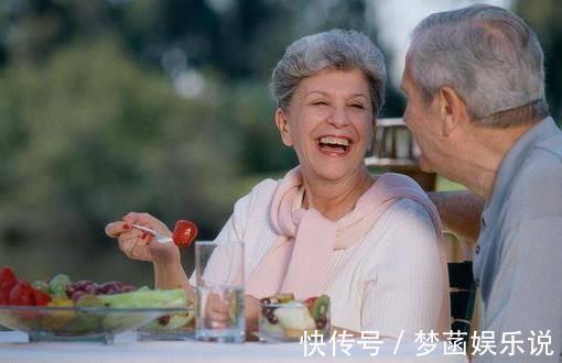 素质|若男性过了60岁后，还能轻松完成这5件事，说明身体素质还算不错