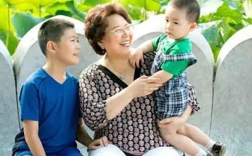 孩子|为什么很多的老人宁愿闲着, 也不帮子女带孩子 原因既无奈又暖心