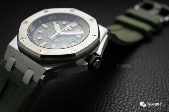 腕表|爱彼入门款皇家橡树潜水表多少钱?