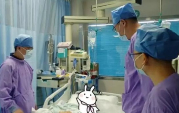 型糖尿病|29岁女生突发“爆发型糖尿病”住ICU，本人：平日常喝奶茶！