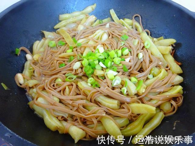 大架|夏天,午餐我常做它,一盘就够了,鲜香低卡,营养又顶饱