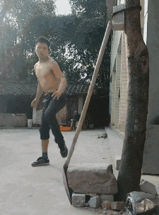 |搞笑GIF:好了 表演结束了 同学们都辛苦了