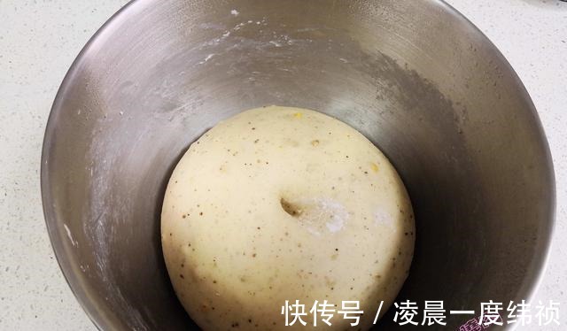 效果|想做面包没烤箱咋办跟我学这么做，有个蒸锅就搞定，效果还特棒