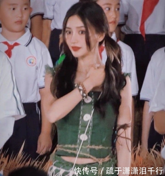 焦点|Angelababy成为《跑男》焦点，腰系草绳也能这么美，颜值依旧能打
