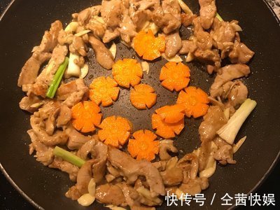 大厨|大厨教你如何做出的黄瓜炒肉丝,即清香爽口,又不油腻,简单易学