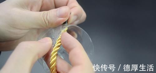 塑料瓶上穿一根绳子真厉害,这个用途懂的人还不多,早知道早受益