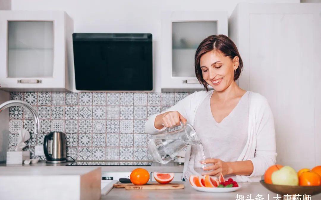 夺命水|喝水犯个错,养生水变夺命水!天冷喝水前,3个小问题要先搞清楚
