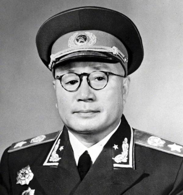 有勇有谋|他是十大元帅中最长寿的，有勇有谋，善始善终，子女个个是栋梁！