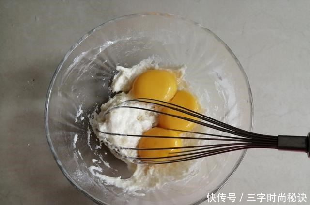 好看|想要你做的蛋糕受欢迎,试一下这个做法,好看味道棒,孩子最爱吃