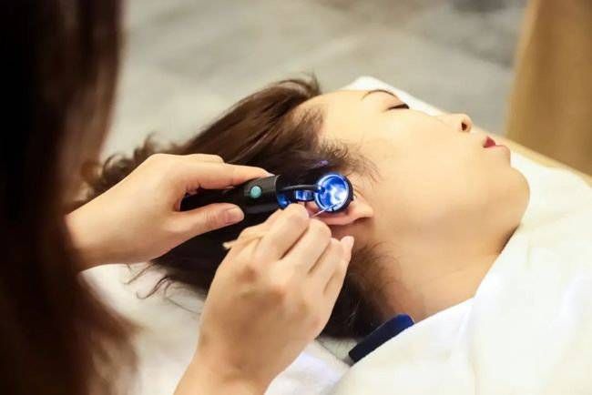 耳朵|健康在线丨耳别乱掏!一个月采耳3次 耳朵反而“不好使”了