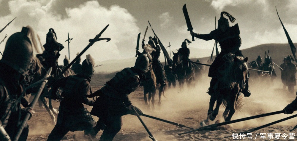 三国|三国打成一锅粥，为何没外族入侵？你看是谁在镇守边疆