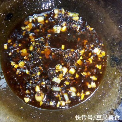 香辣调味料|#巨下饭的家常菜#香辣鲫鱼