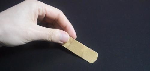 创可贴|今天才知道,创可贴除了用来止血,还有3个妙用,尽快告诉家人
